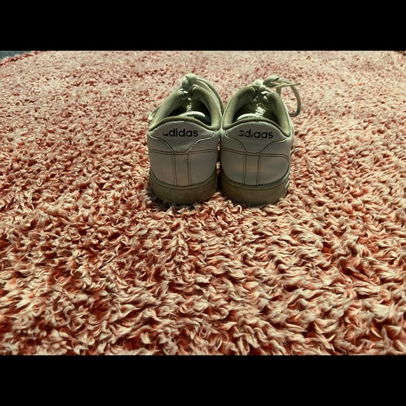 Adidas shoes - Picture 3 of 4